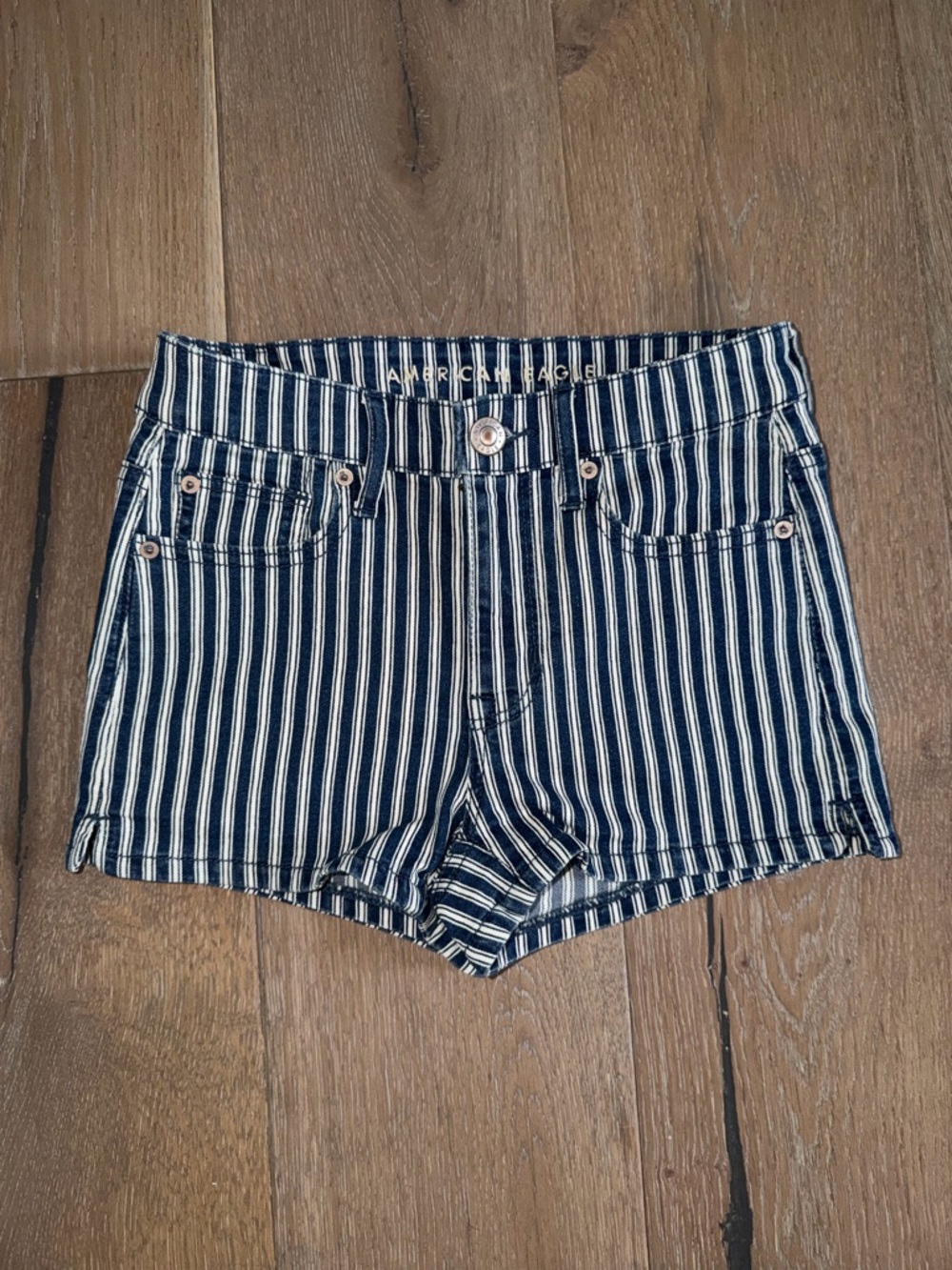 American Eagle Pin Stripped Micro Mini Shorts size 2 new without tags!